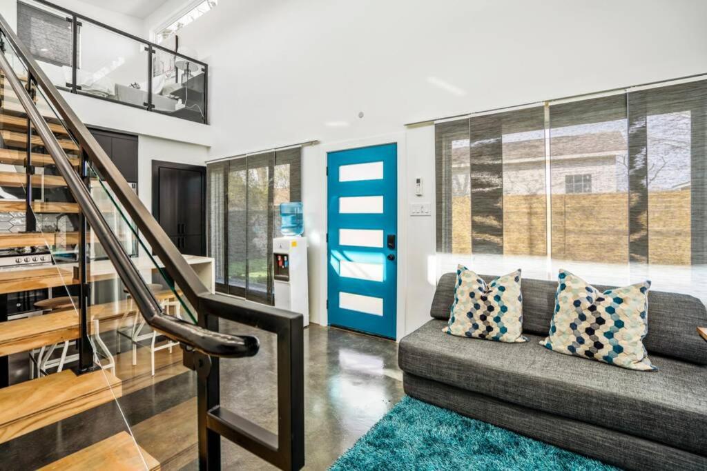Quantum Tiny Loft At East End Revitalized Houston Exterior photo